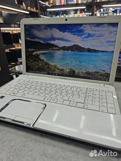 Ноутбук Toshiba i7/8Гб/SSD 480 samsung/Radeon 2Гб