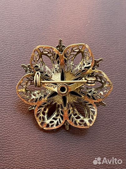Винтажная брошь Coro Америка