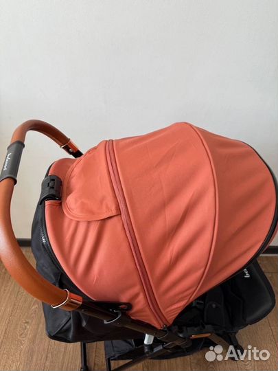Прогулочная коляска новая