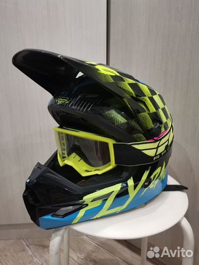 Шлем fly racing