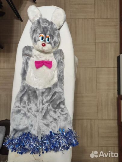 Новогодний костюм зайчика