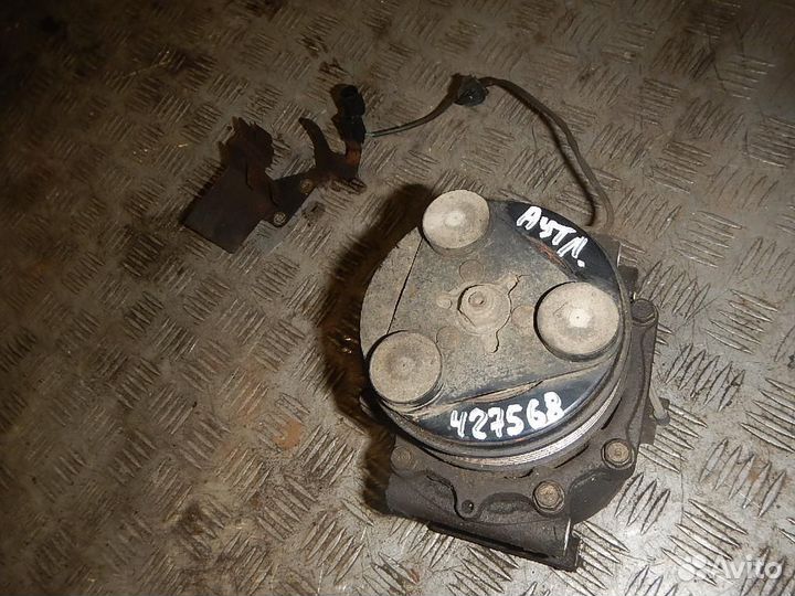 Компрессор системы кондиционирования Mitsubishi Ou