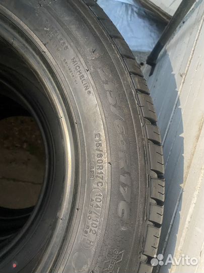 Michelin Agilis 215/60 R17C 104H