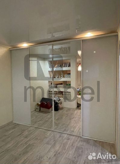 Шкаф купе угловой