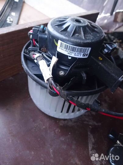 Chevrolet cruze моторчик печки