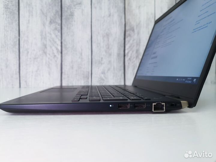 Toshiba Dynabook G83/M (для Японии)