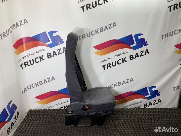 Сиденье водительское пневматическое