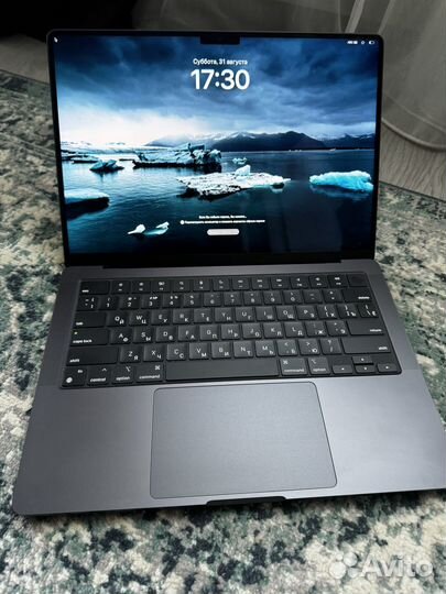 Macbook pro 14 m3 pro 18 512