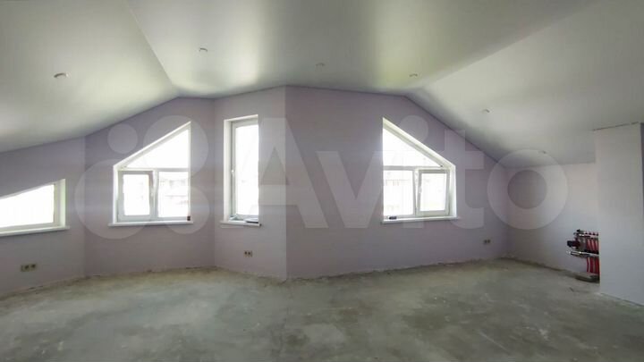 Коттедж 164 м² на участке 6 сот.