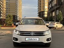 Volkswagen Tiguan 2.0 AT, 2012, 171 350 км, с пробегом, цена 1 230 000 руб.