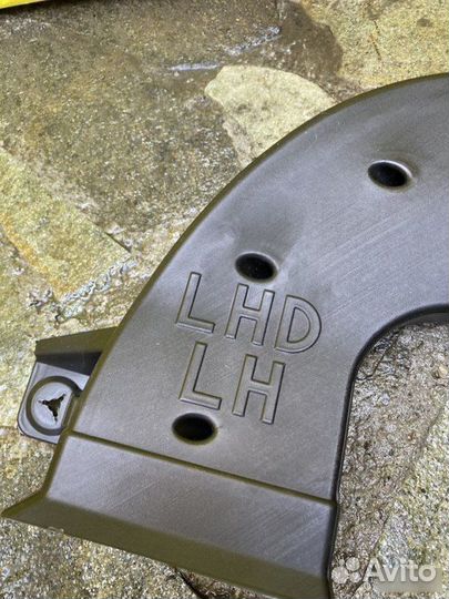 Воздуховод отопителя левый Hyundai Solaris 1.6 MT