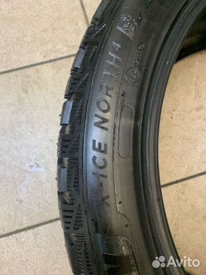 Michelin X-Ice North 4 255/40 R18