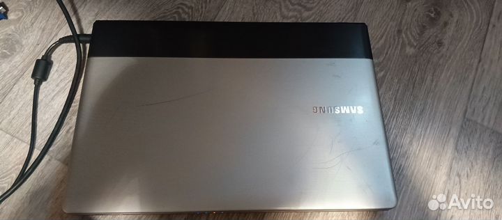 Ноутбук samsung