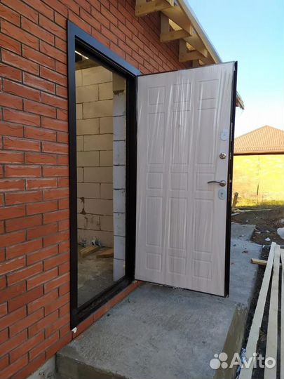 Дверь входная