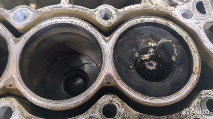 Блок цилиндров Ford Fusion, 2007