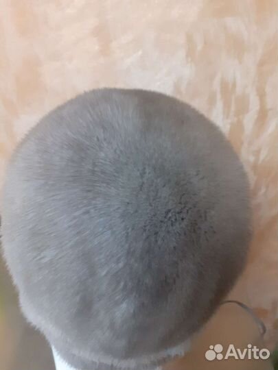 Шапочка из голубой норочки 56 р