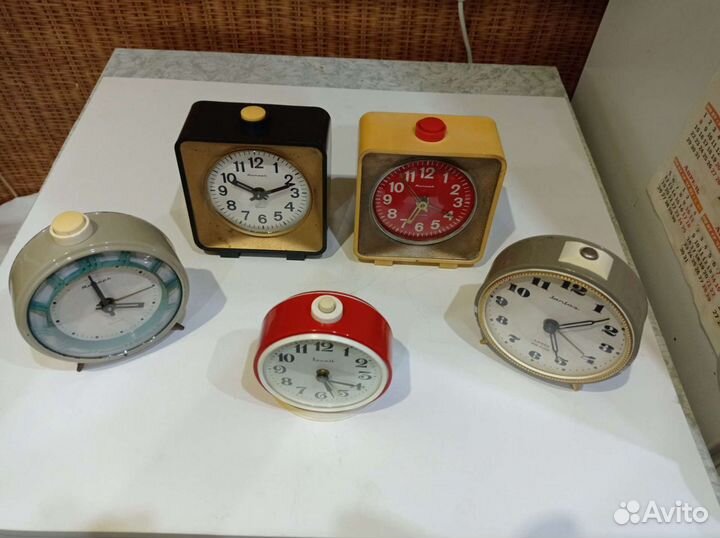 Ретро будильники СССР Янтарь и Витязь