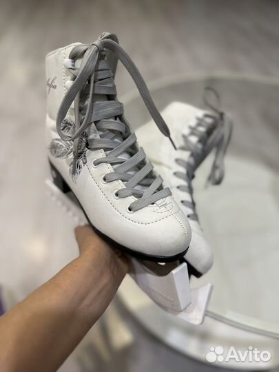 Коньки детские 34 размер