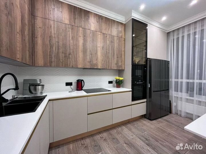 Кухня под потолок