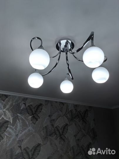 Люстра потолочная