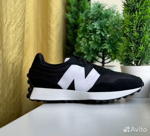 New Balance 327 р.43,5 (28,5 см) оригинал