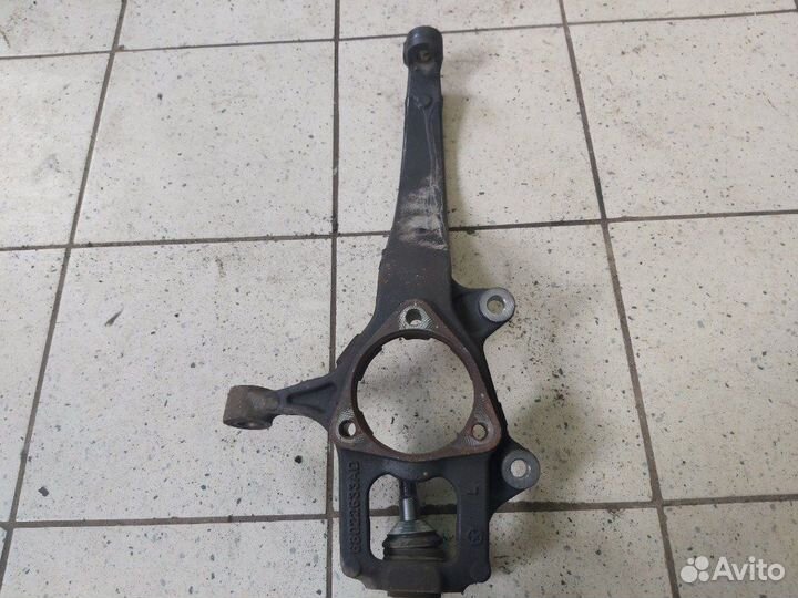 Кулак передний левый Jeep Grand Cherokee 4 WK2 EXF