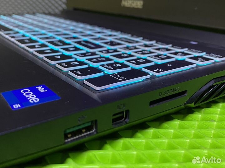 Игровой ноутбук 16.1 RTX 3060 144HZ