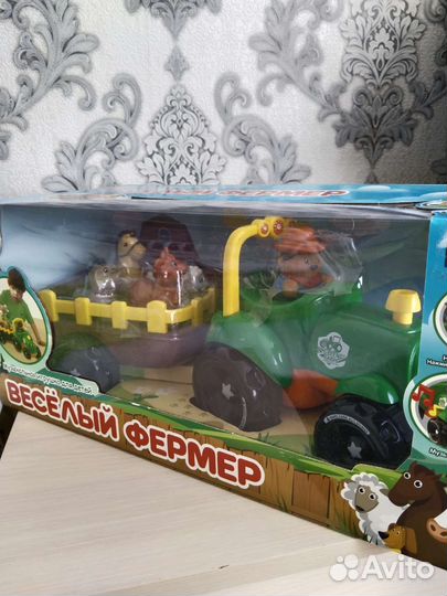 Трактор фермера