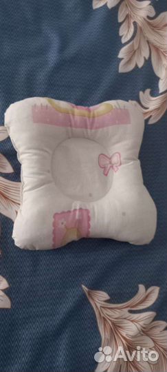 Подушка для новорожденных новая