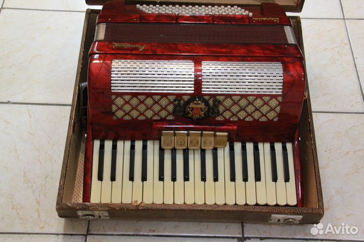 Аккордеон Royal Standard Capella
