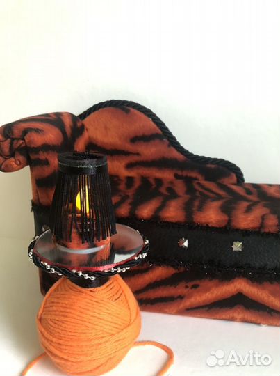 Кукольная мебель в тигровой раскраске