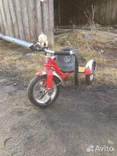Детский велосипед Schwinn Roadster Trike