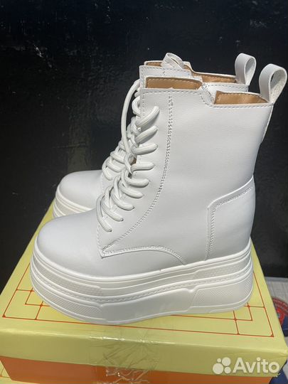 Ботинкт на высокоц платформе 12 см