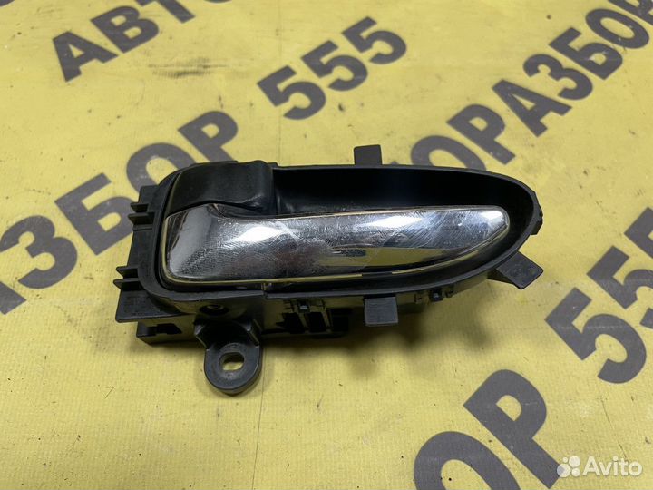 Ручка передняя левая внутренняя Nissan Almera G15