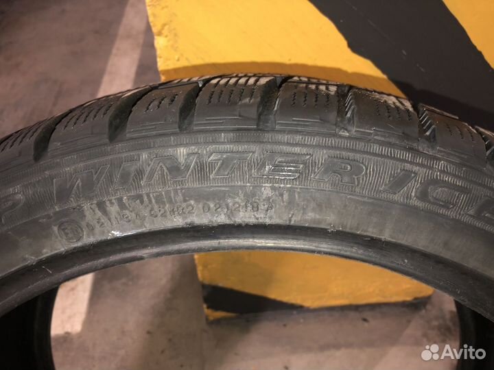 Dunlop SP Winter Ice 03 275/35 R20 102T