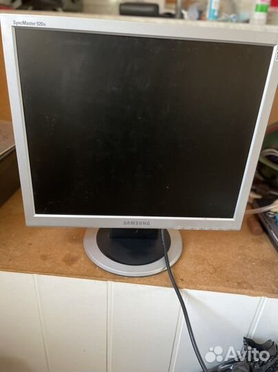 Монитор Samsung syncmaster 920N