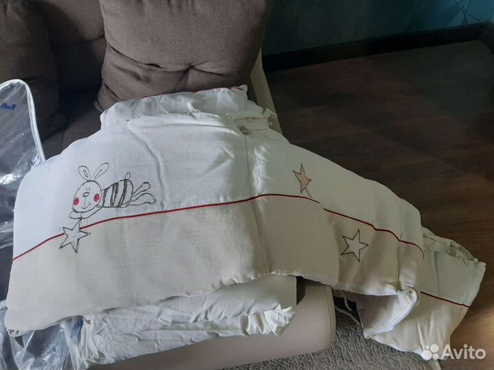 Набор в детскую кроватку