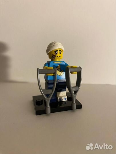 Lego minifigures coltlbm-2, coltlbm17, col15-4