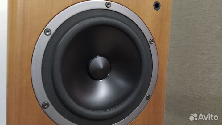 Напольные колонки Acoustic Energy Aelite Three