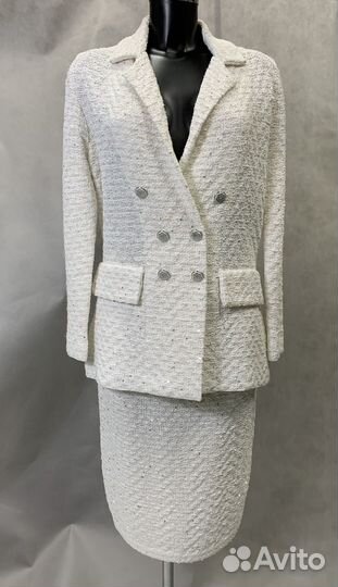 Костюм женский