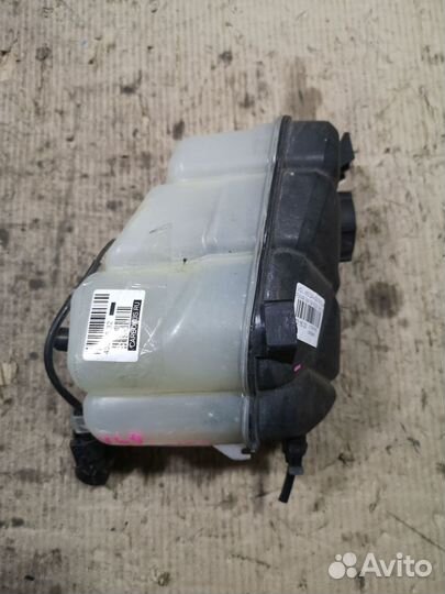 Бачок расширительный Volvo V60 FW48