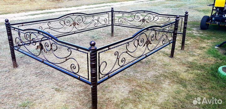 Кованные оградки,ворота