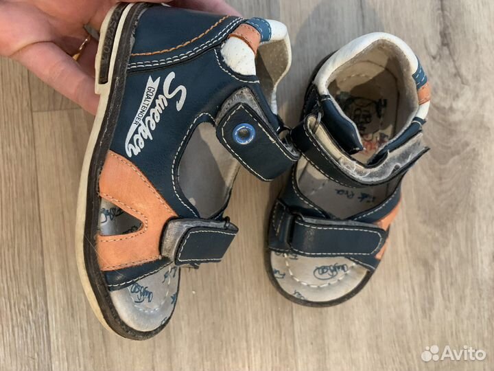 Детская обувь сандали кроссовки ботинки кеды