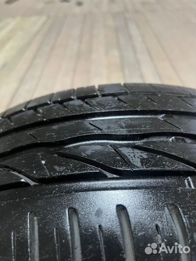 Bridgestone Turanza T001 225/60 R16