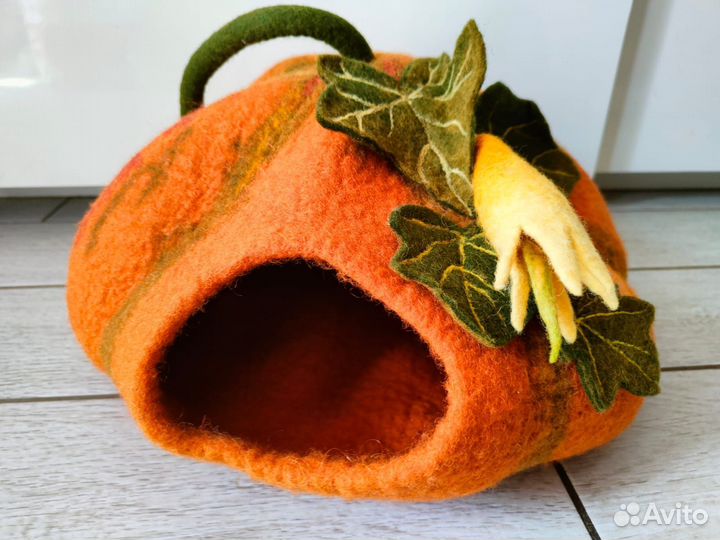 Домик лежанка для кошки