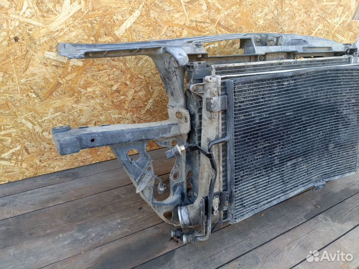 Передняя панель+кассета радиаторов Audi a6c5 рест