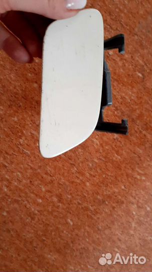 Крышка форсунки правая Mercedes GLA X156