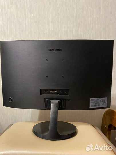 Монитор Samsung 24 изогнутый