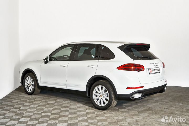 Porsche Cayenne, 2015