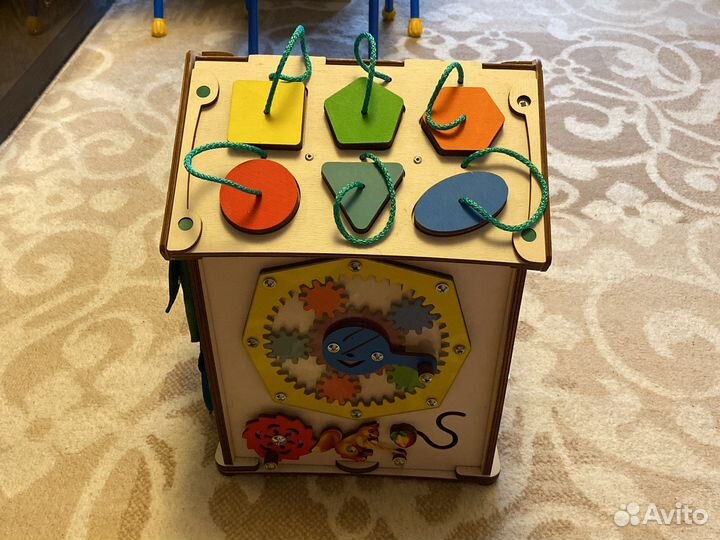 Бизиборд домик со светом